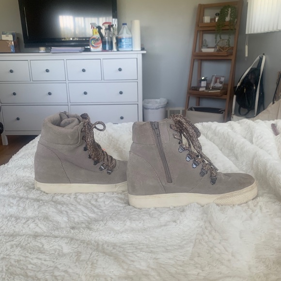 Steve Madden Boots - Picture 5 of 5